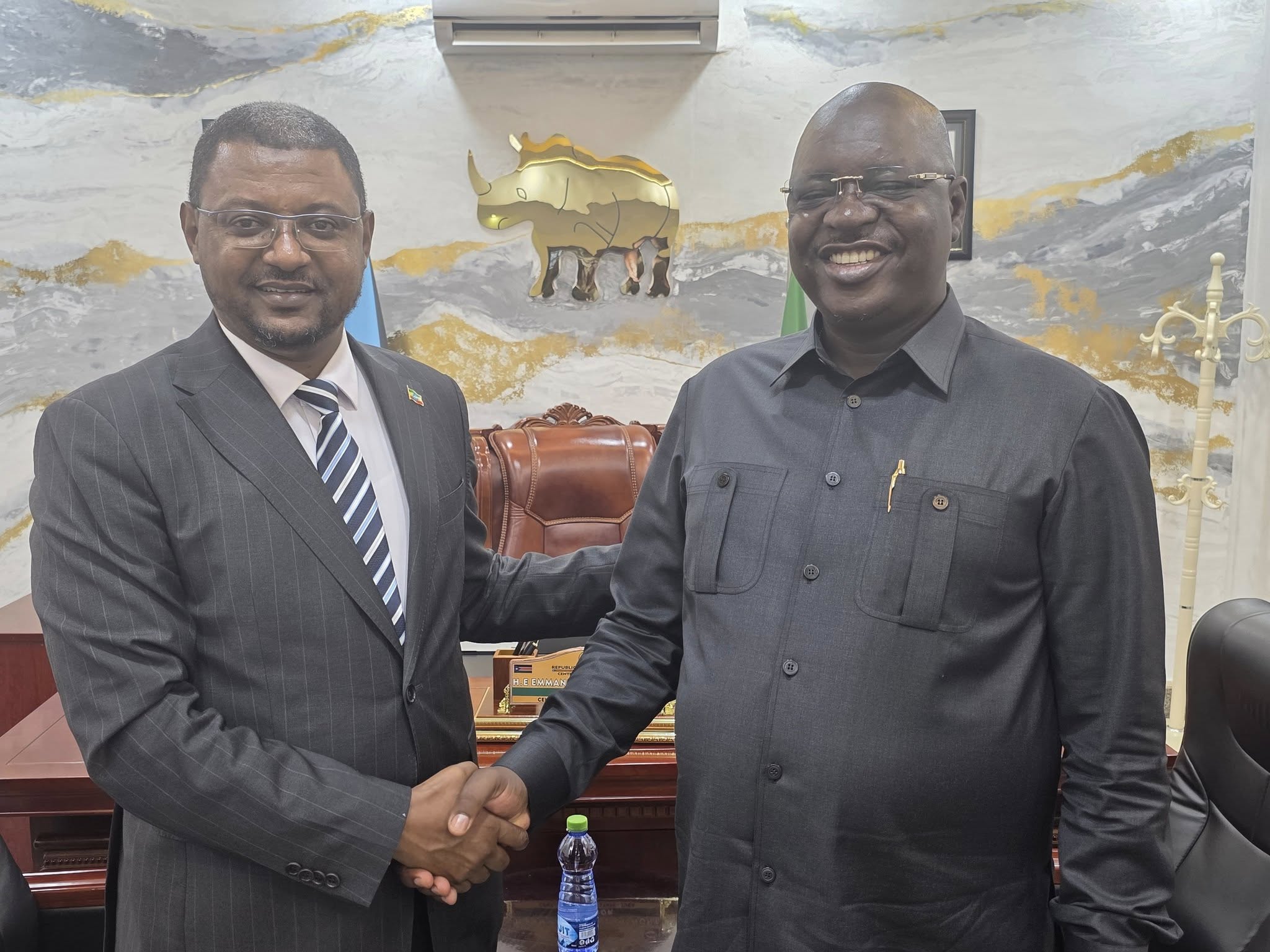 HOLDING TALKS ON STRENGTHENING URBANISATION PLANS