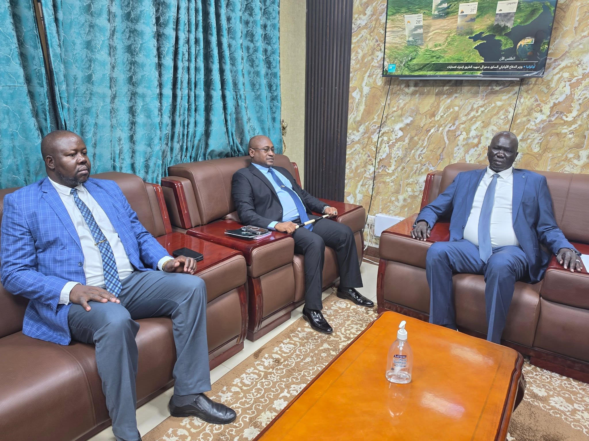 Energy Minister Meets WBGS Governor On Revamping Electricity Sector