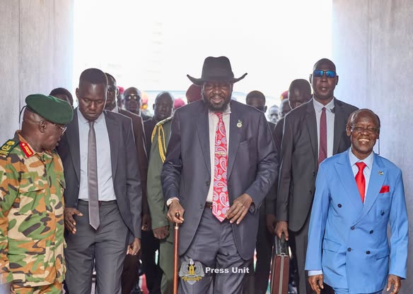 President Salva Kiir Mayardit travels to South Africa for high-level talks with his counterpart