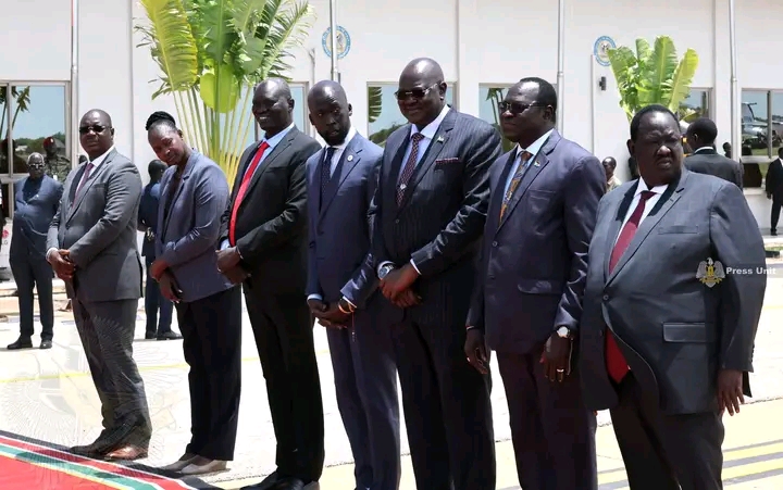 PRESIDENT KIIR RETURNS FROM ETHIOPIA