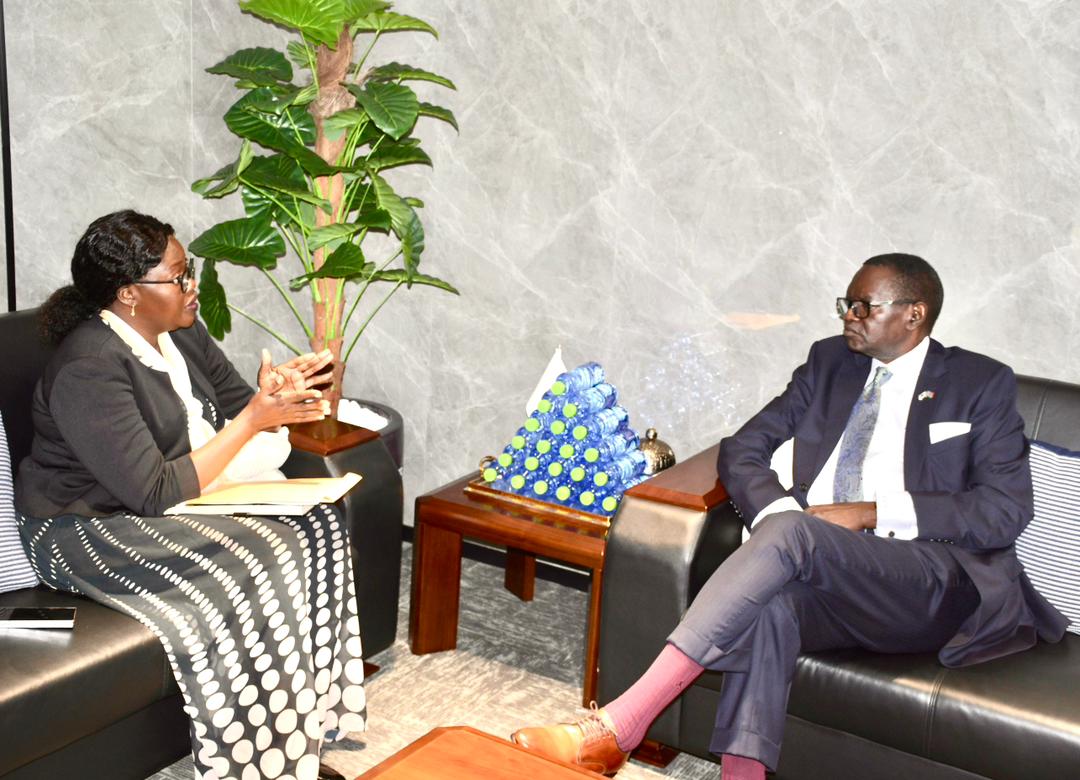 Central Bank, Agriculture Ministry Discuss Cooperative Alliance Launch