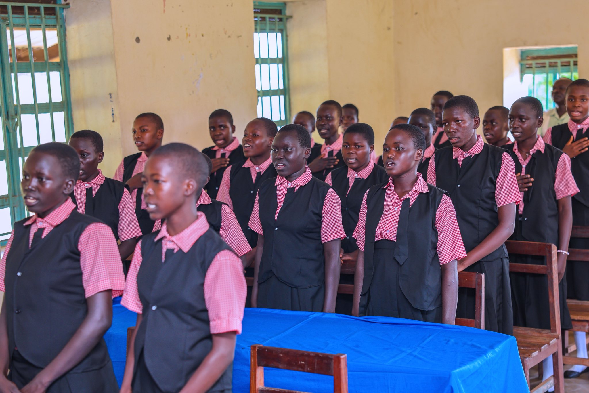 SENIOR ENVOY PLEDGES SUPPORT FOR TEACHERS