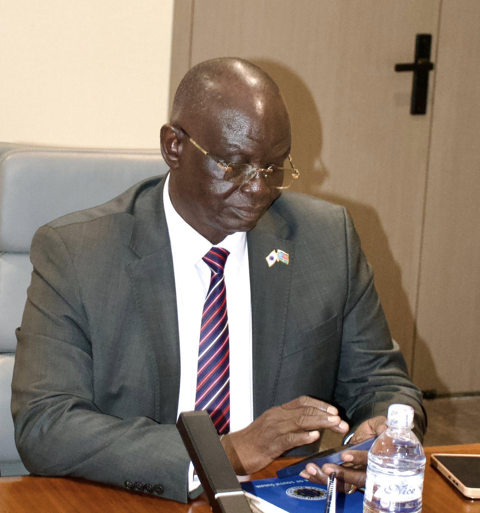 Central Bank, Finance Ministry Discuss rolling out digital payment integration