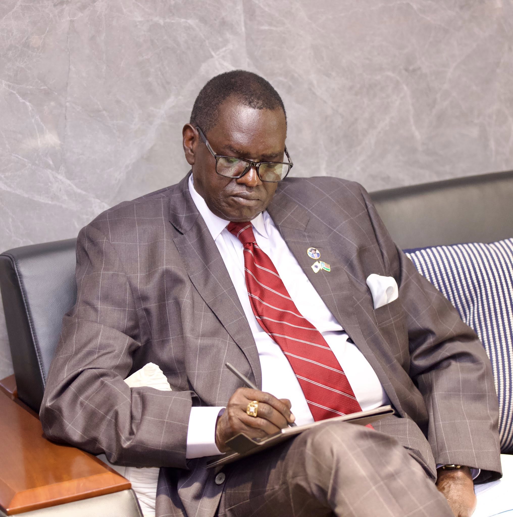 Central Bank, Regional Experts Discuss Cross-Border Payment System