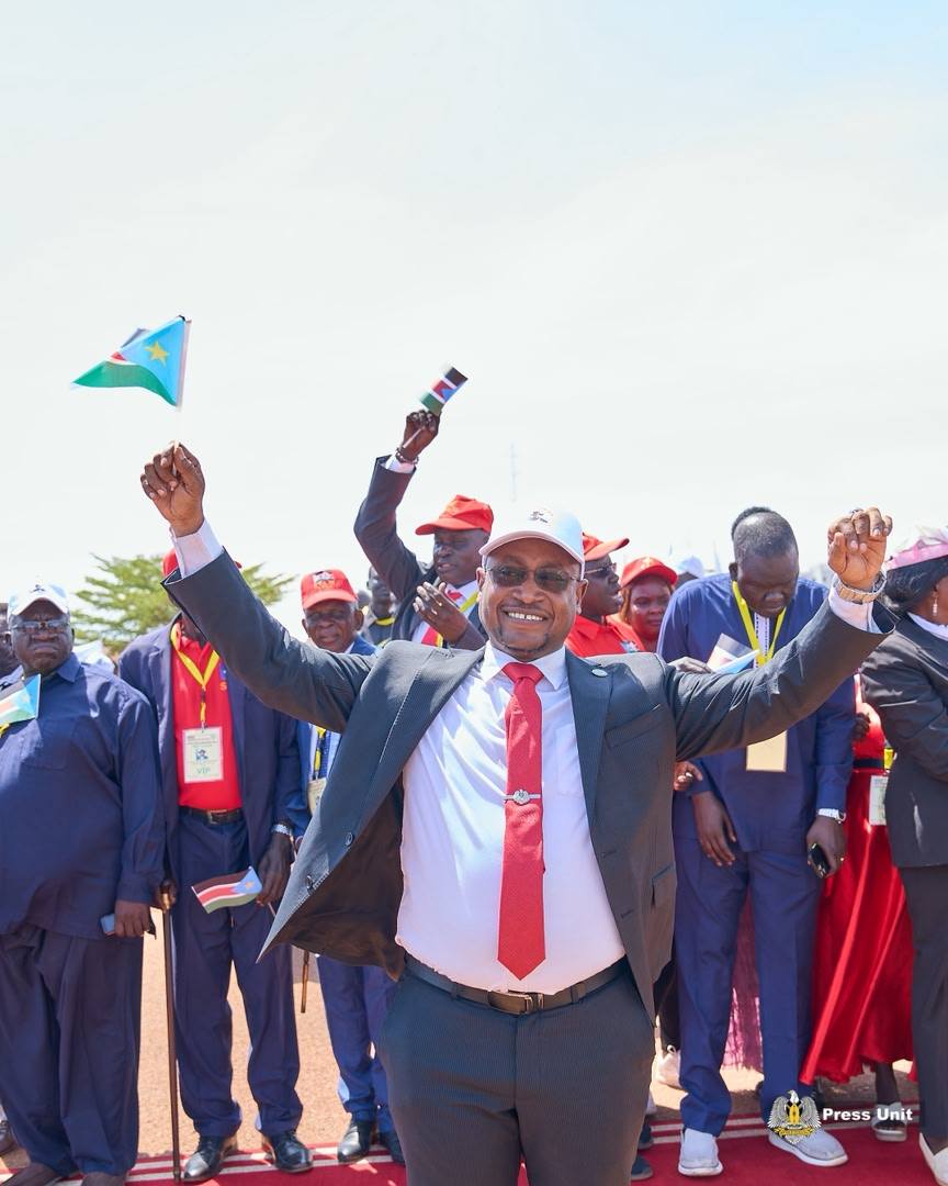 His Excellency, President Salva Kiir Mayardit, and his accompanying delegation arrived in Wau, Western Bahr el Ghazal State, on Friday morning to a ro