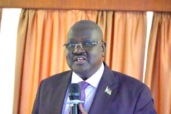ICT Minister and Official Government Spokesman, Ateny Wek Ateny and his accompanying team meeting leaders of South Sudanese Communities in Nakuru