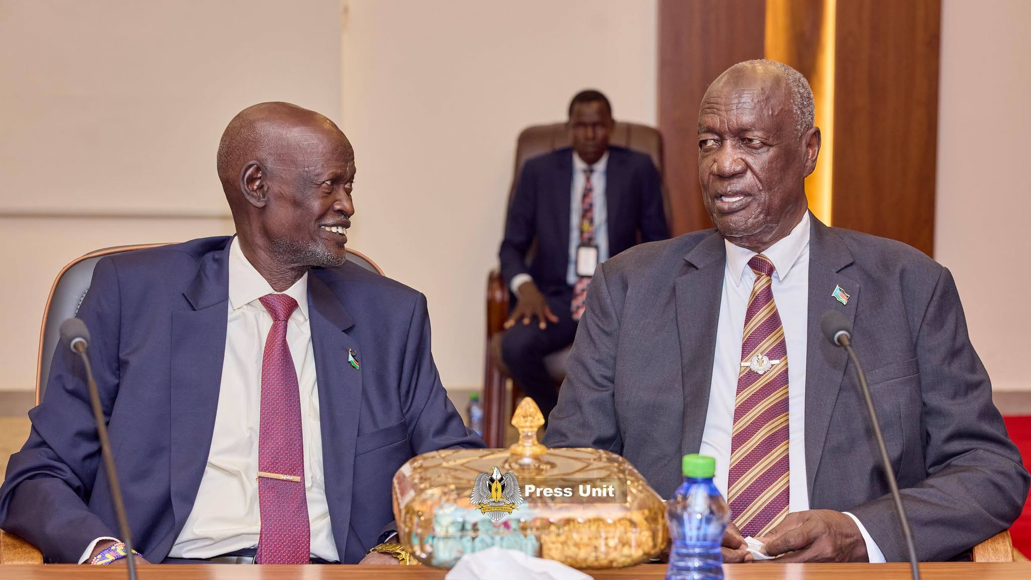President Kiir briefs government officials on Kenya, South Africa diplomatic tour as December elections approach