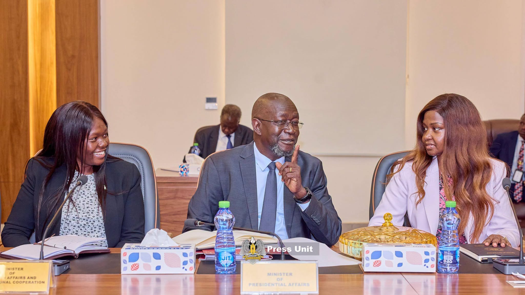 President Kiir briefs government officials on Kenya, South Africa diplomatic tour as December elections approach